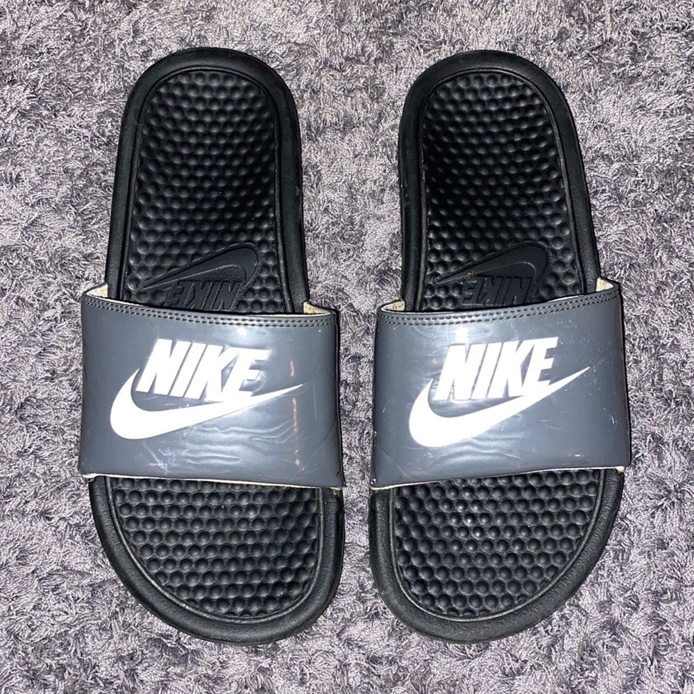 Nike slides